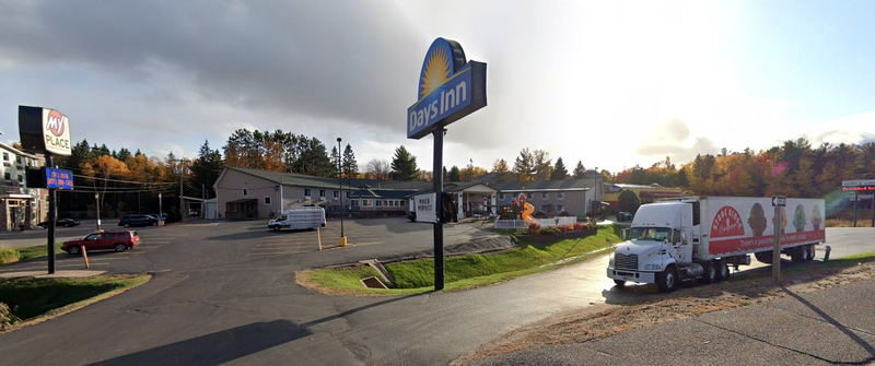 Westwood Motel (Days Inn Wyndham Marquette) - 2019 Street View (newer photo)